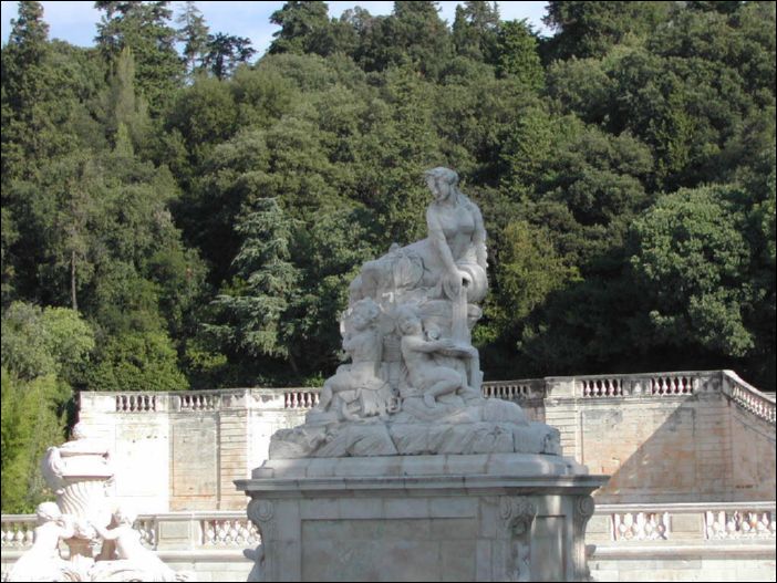 056- les jardins de la Fontaine